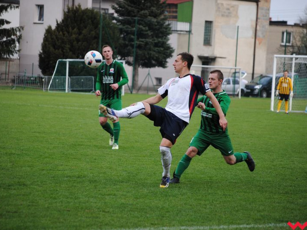 Bezbramkowe derby. Rezerwy Victorii dzielą się punktami z liderującą Wartą Pyzdry (galeria)