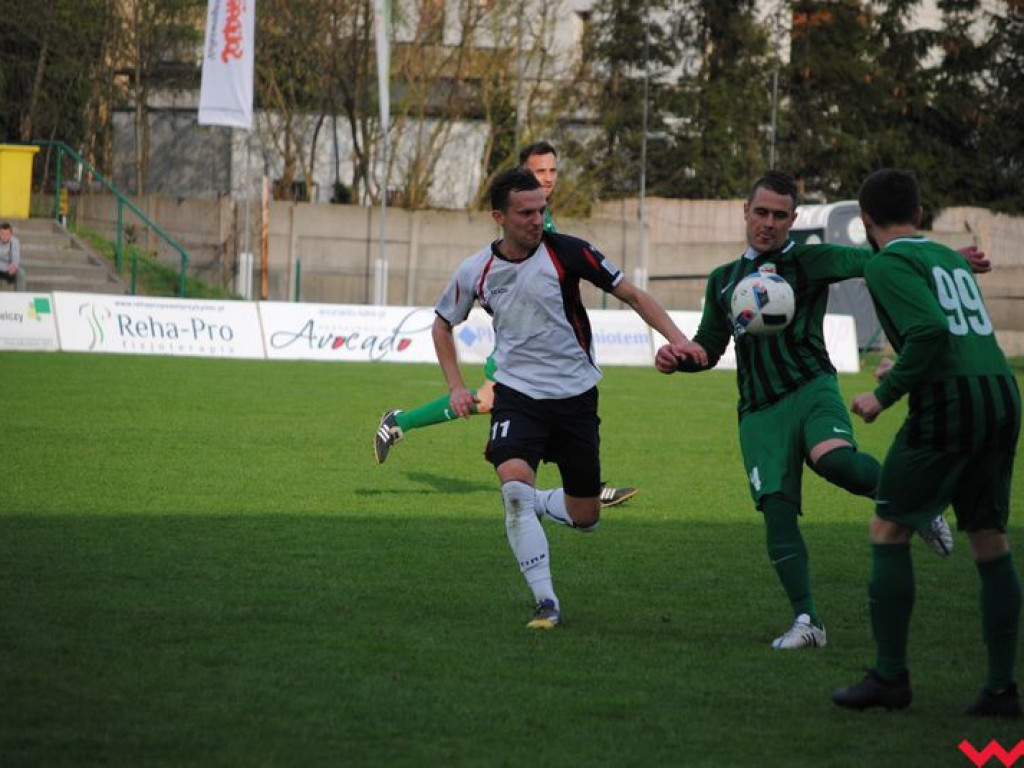 Bezbramkowe derby. Rezerwy Victorii dzielą się punktami z liderującą Wartą Pyzdry (galeria)