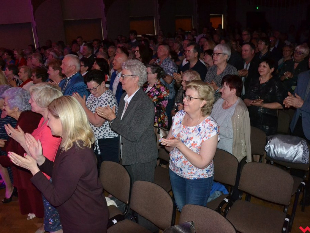 Operetkowa lista przebojów ze szczyptą humoru i seksapilu