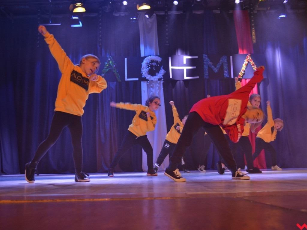 Cztery żywioły tańca, czyli huczna gala Alchemia Dance Studio