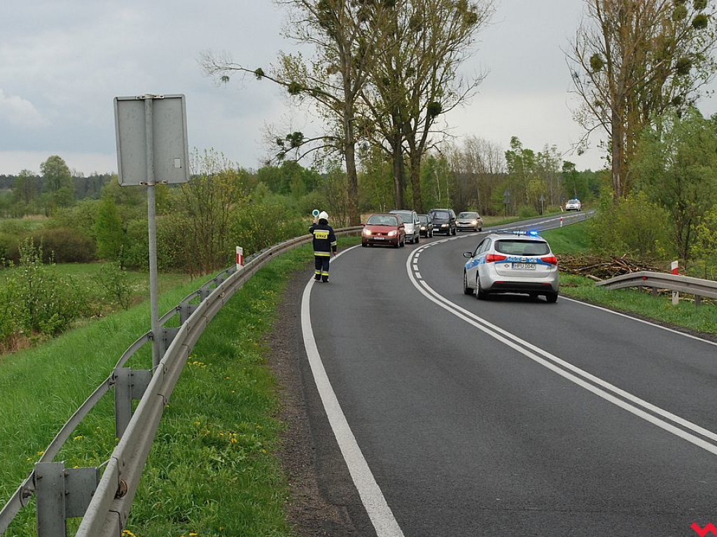 Zderzenie aut przy moście  w Pyzdrach