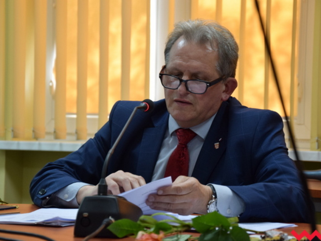 Radio Erewań ciągle nadaje. Starosta nie dostał 80 tys. zł nagrody