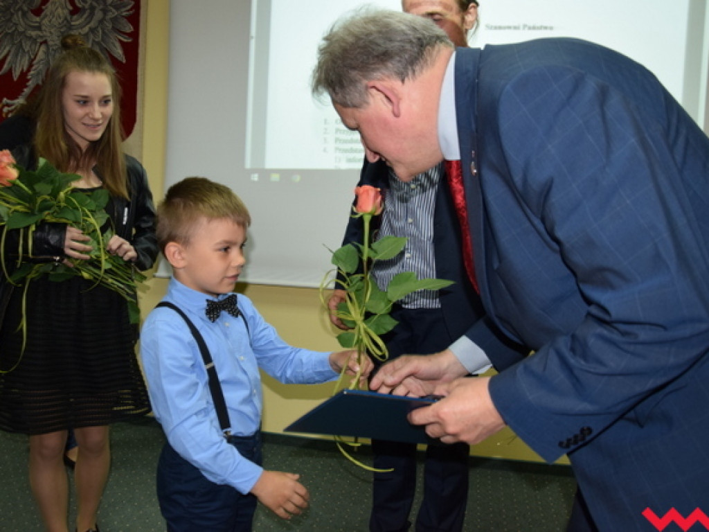 Radio Erewań ciągle nadaje. Starosta nie dostał 80 tys. zł nagrody