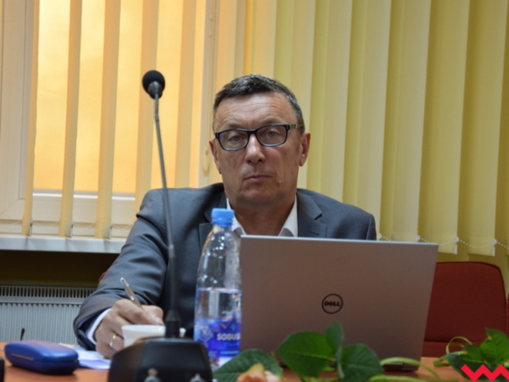 Radio Erewań ciągle nadaje. Starosta nie dostał 80 tys. zł nagrody