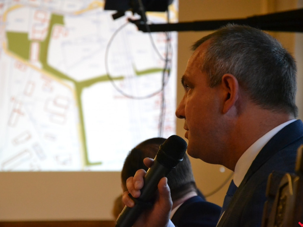 Standardowe głosowania na nadzwyczajnej sesji wrzesińskiej rady miejskiej