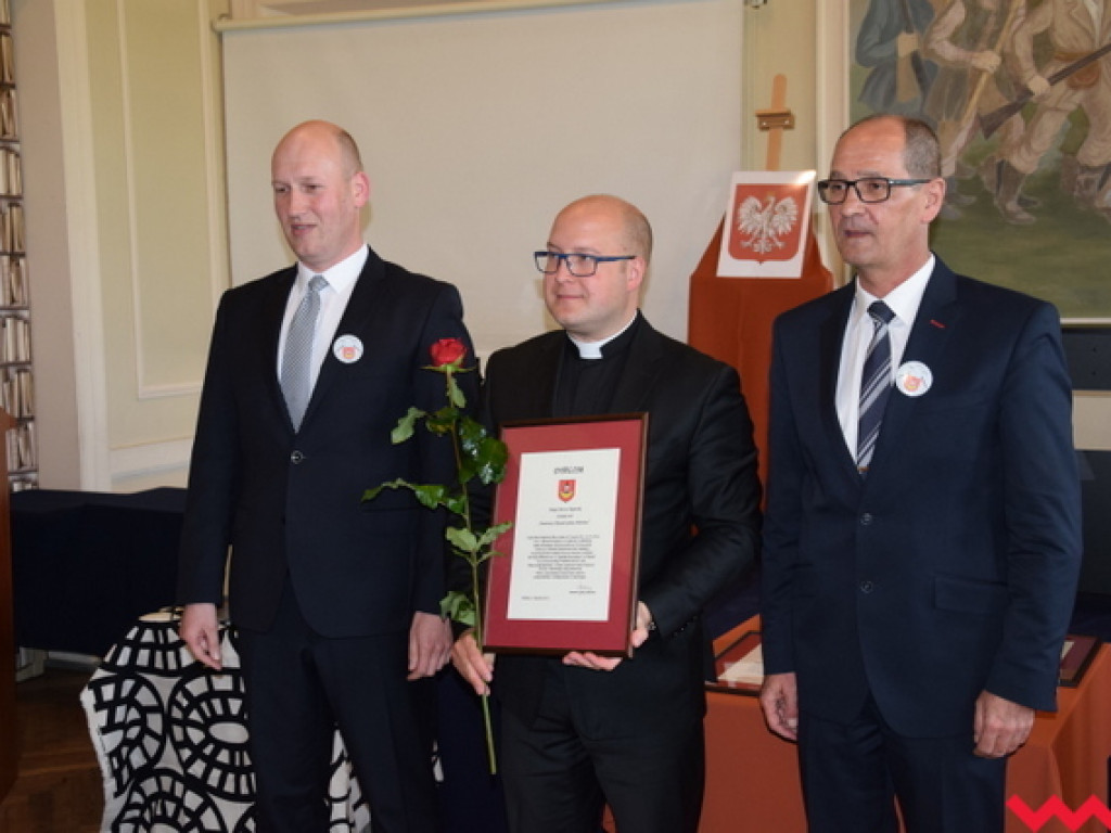 Obchody rocznicowe rozpoczęte. Nowi honorowi obywatele Miłosławia