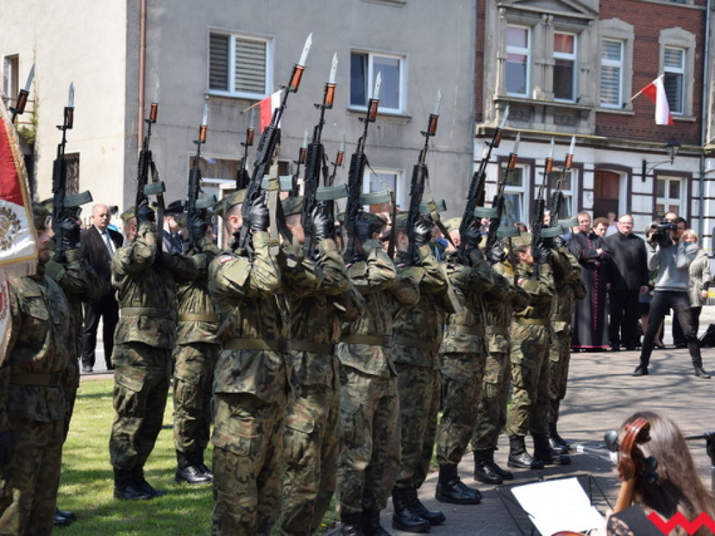 Fantastyczne widowisko przed pałacem Kościelskich w Miłosławiu. Polacy znowu pokonali Prusaków!
