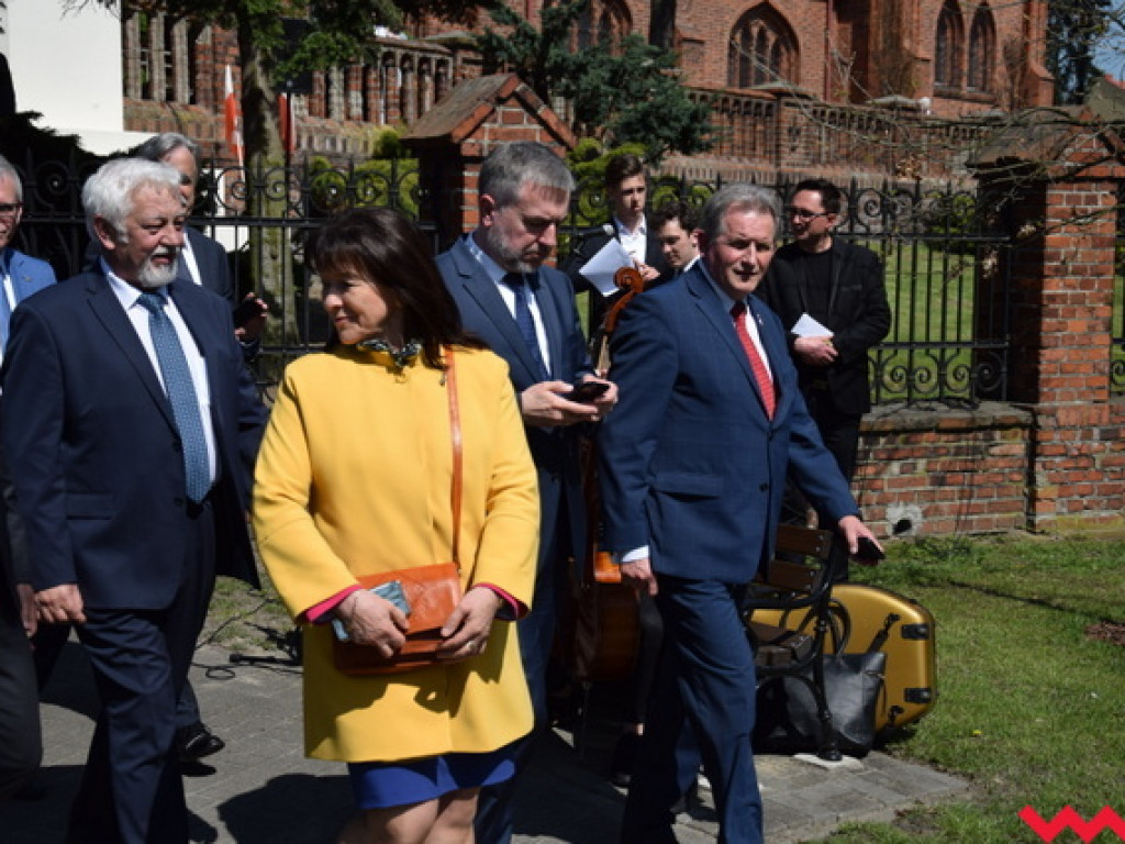 Fantastyczne widowisko przed pałacem Kościelskich w Miłosławiu. Polacy znowu pokonali Prusaków!