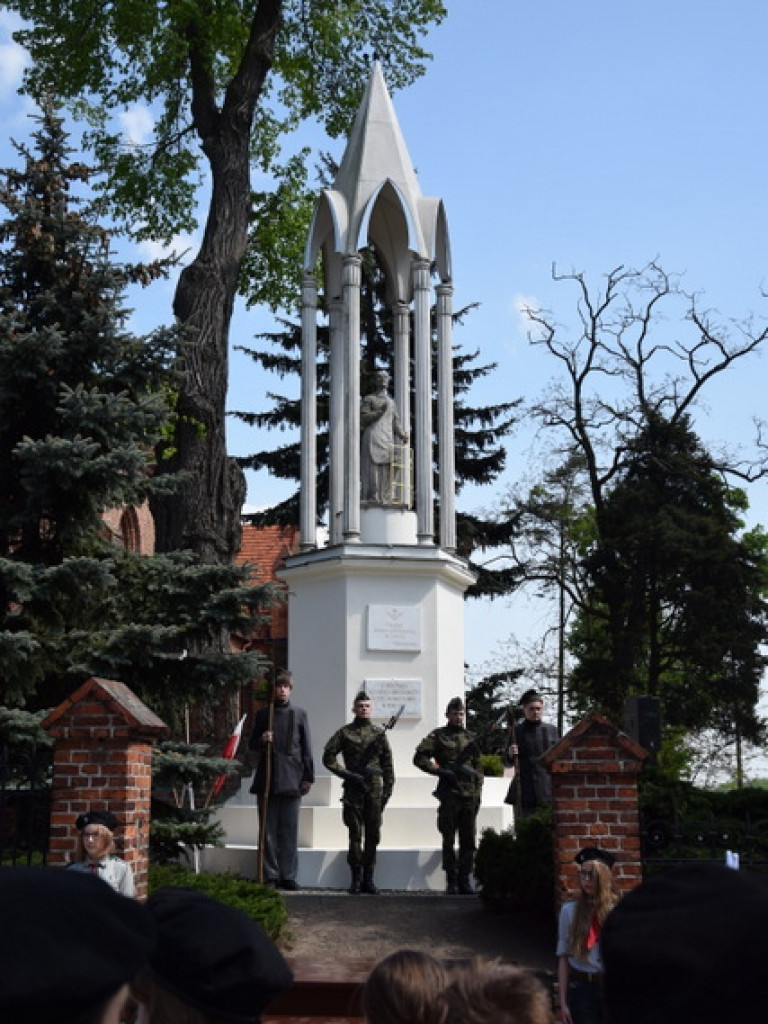 Fantastyczne widowisko przed pałacem Kościelskich w Miłosławiu. Polacy znowu pokonali Prusaków!