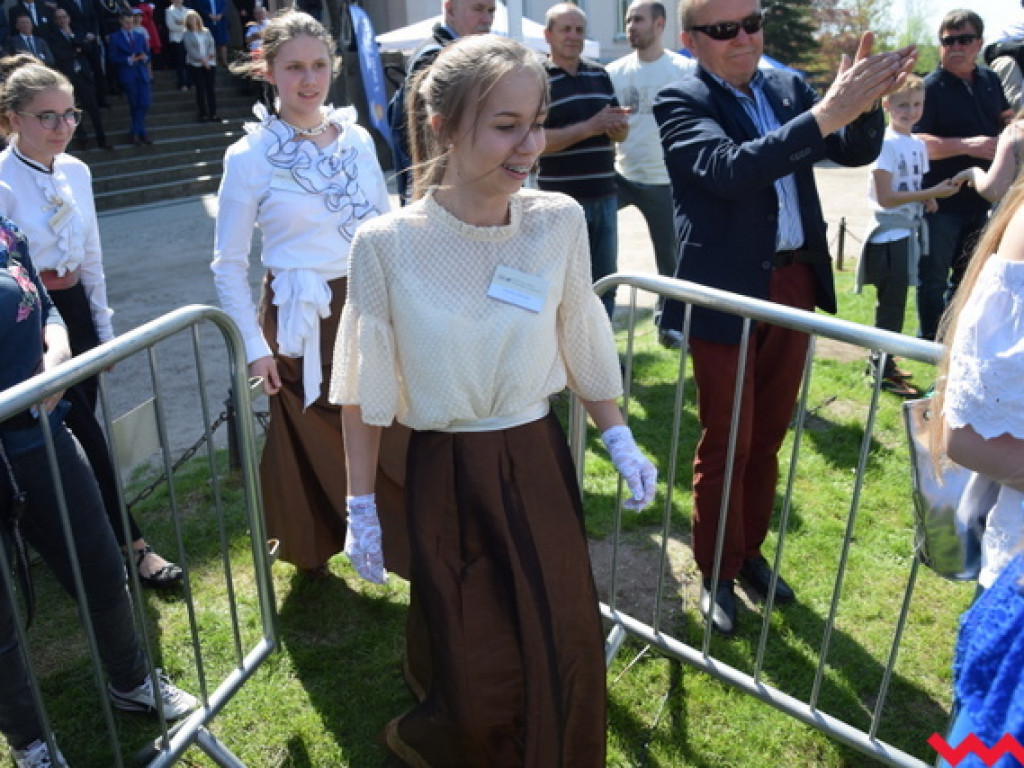 Fantastyczne widowisko przed pałacem Kościelskich w Miłosławiu. Polacy znowu pokonali Prusaków!