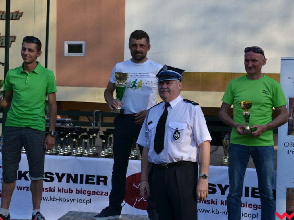 Słońce zrobiło swoje. Omdlenia i upadki na 35. Biegu Kosynierów we Wrześni