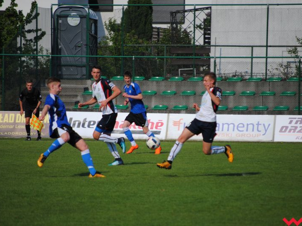 Derby dla Orlika Miłosław. Victoria II rozbita w końcówce niedzielnego pojedynku