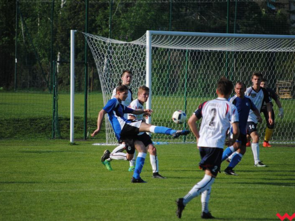 Derby dla Orlika Miłosław. Victoria II rozbita w końcówce niedzielnego pojedynku