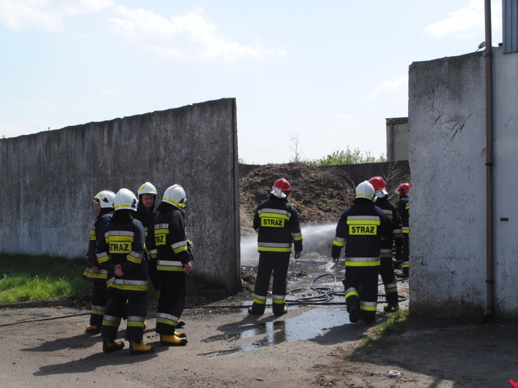 Pożar na terenie SIWL-u. Strażacy zdusili go w zarodku