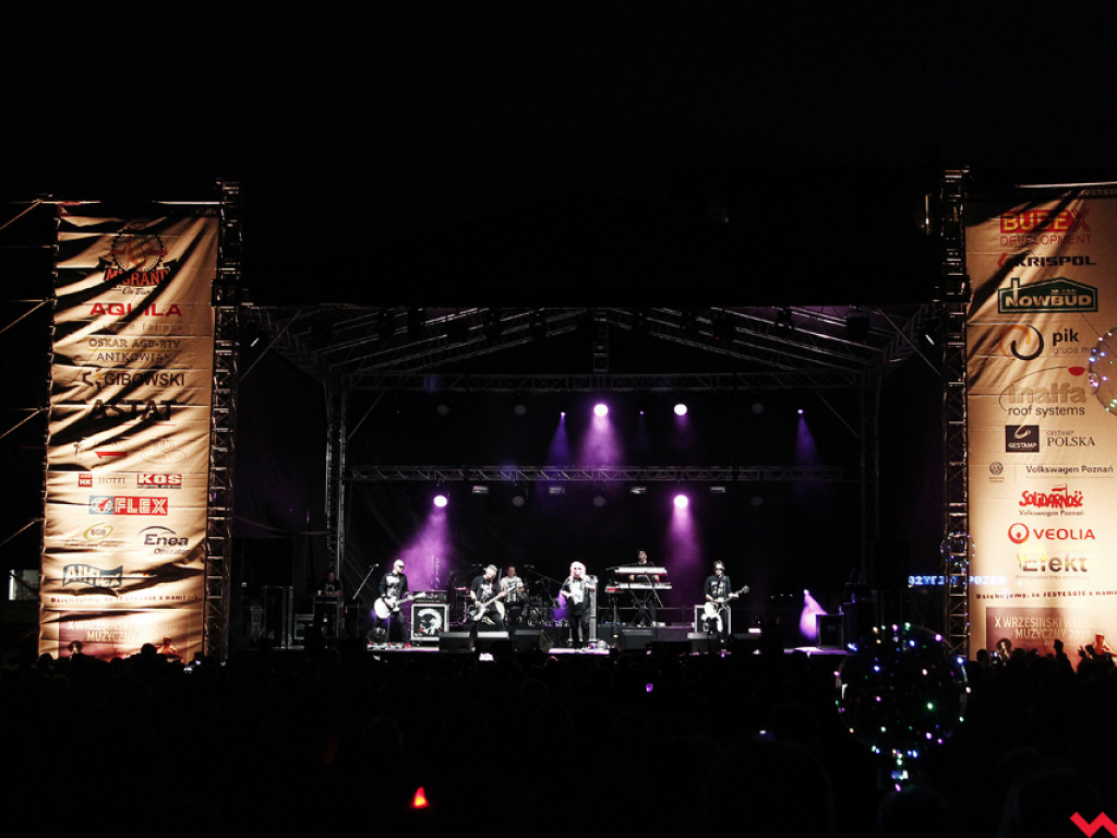 Big Cyc i Dj Hazel, czyli eksplozja energii na scenie Wrzesińskiego Weekendu Muzycznego