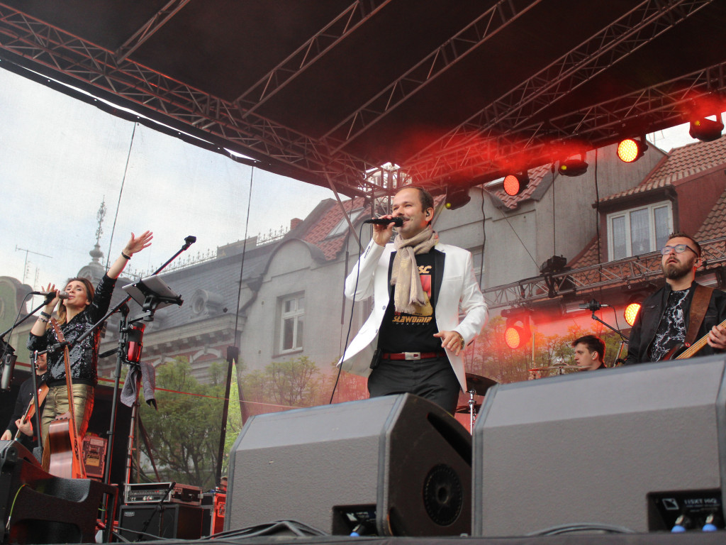 Sławomir zawładnął rynkiem. Adam Stachowiak i After Party też dali czadu