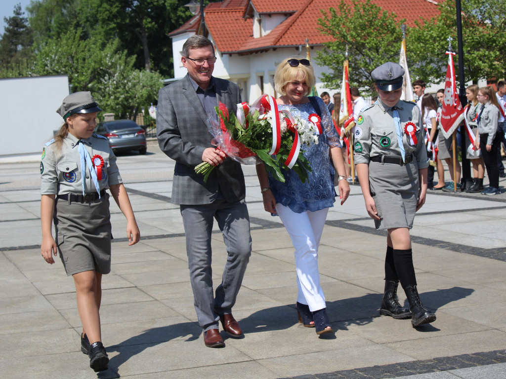 Uroczystość na rynku i odznaczenia dla strażaków. Neklanie uczcili pamięć o Konstytucji 3 Maja