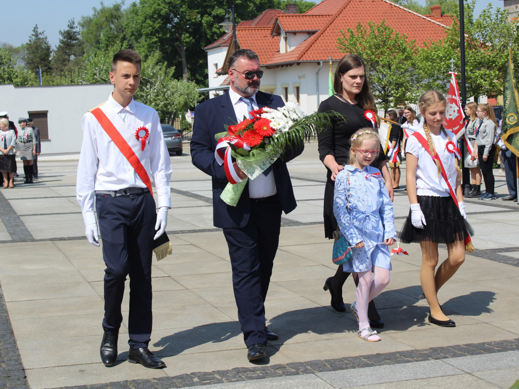 Uroczystość na rynku i odznaczenia dla strażaków. Neklanie uczcili pamięć o Konstytucji 3 Maja