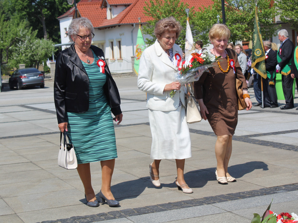 Uroczystość na rynku i odznaczenia dla strażaków. Neklanie uczcili pamięć o Konstytucji 3 Maja