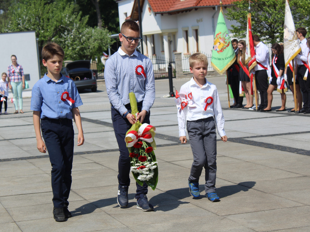 Uroczystość na rynku i odznaczenia dla strażaków. Neklanie uczcili pamięć o Konstytucji 3 Maja