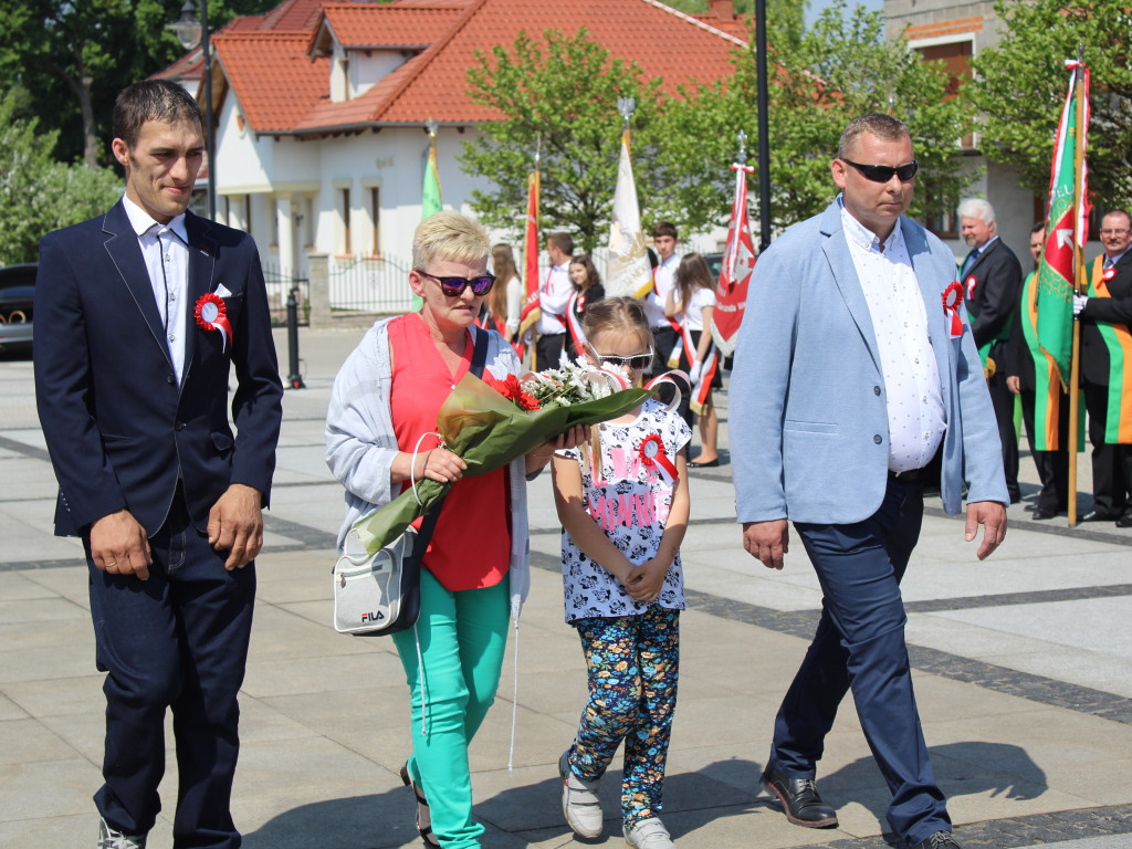 Uroczystość na rynku i odznaczenia dla strażaków. Neklanie uczcili pamięć o Konstytucji 3 Maja