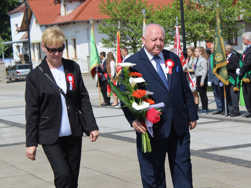 Uroczystość na rynku i odznaczenia dla strażaków. Neklanie uczcili pamięć o Konstytucji 3 Maja