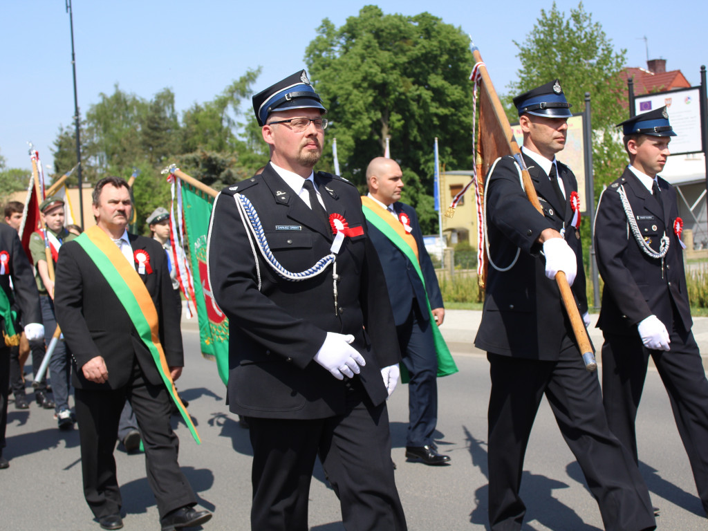 Uroczystość na rynku i odznaczenia dla strażaków. Neklanie uczcili pamięć o Konstytucji 3 Maja