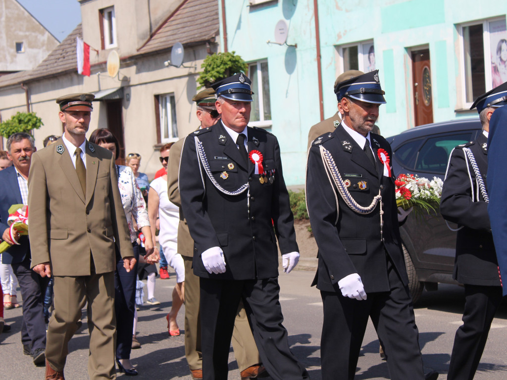 Uroczystość na rynku i odznaczenia dla strażaków. Neklanie uczcili pamięć o Konstytucji 3 Maja