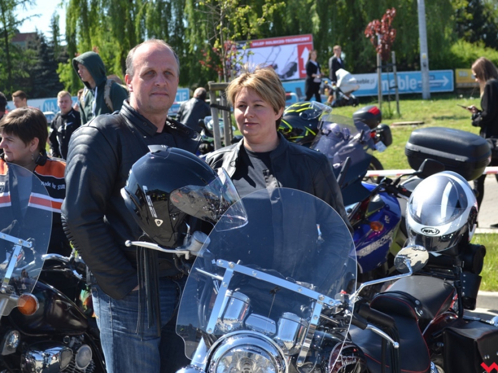 Głośna parada na rozpoczęcie motocyklowego sezonu