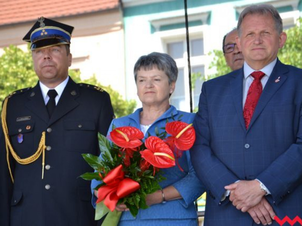 Podwójna uroczystość strażaków na wrzesińskim rynku