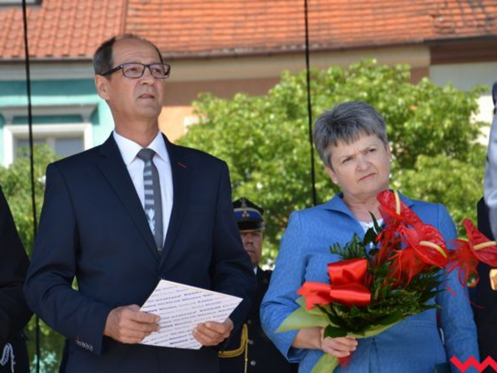 Podwójna uroczystość strażaków na wrzesińskim rynku