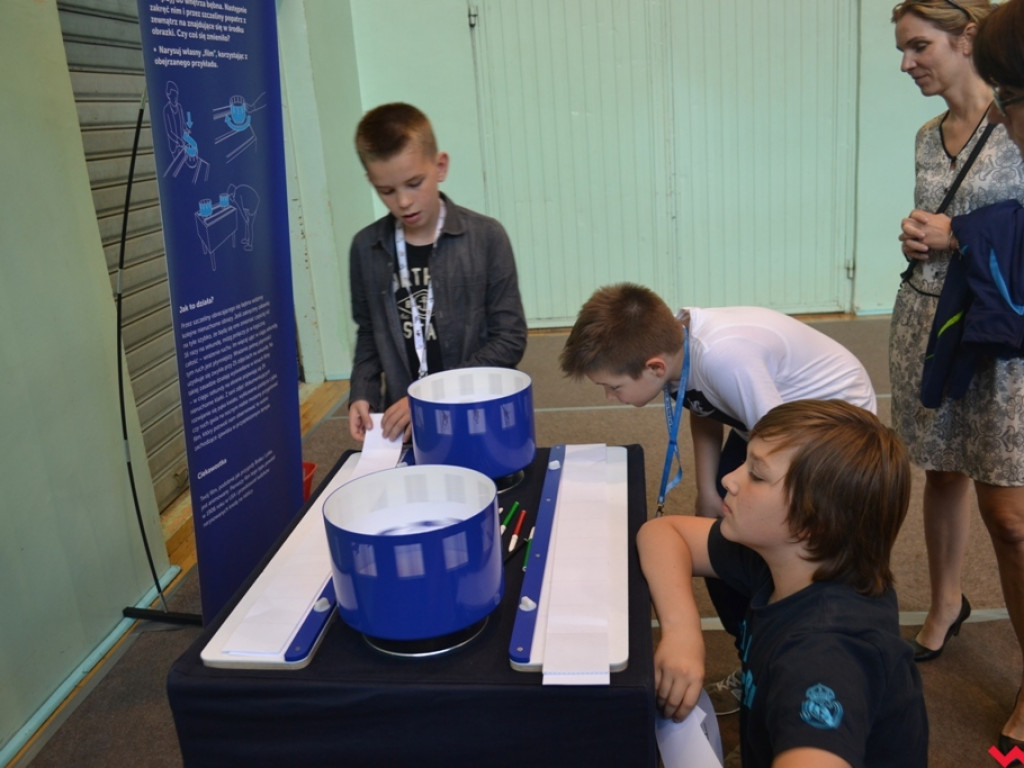 Zrozumieć świat i samego siebie - fascynujący Festiwal Nauki w SSP nr 6