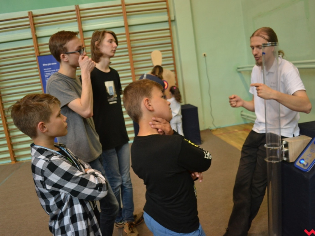 Zrozumieć świat i samego siebie - fascynujący Festiwal Nauki w SSP nr 6