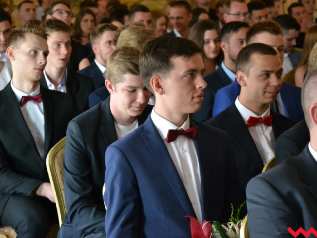 To oni zbudują nam przyszłość. Technicy z ZSP odebrali nagrody i świadectwa