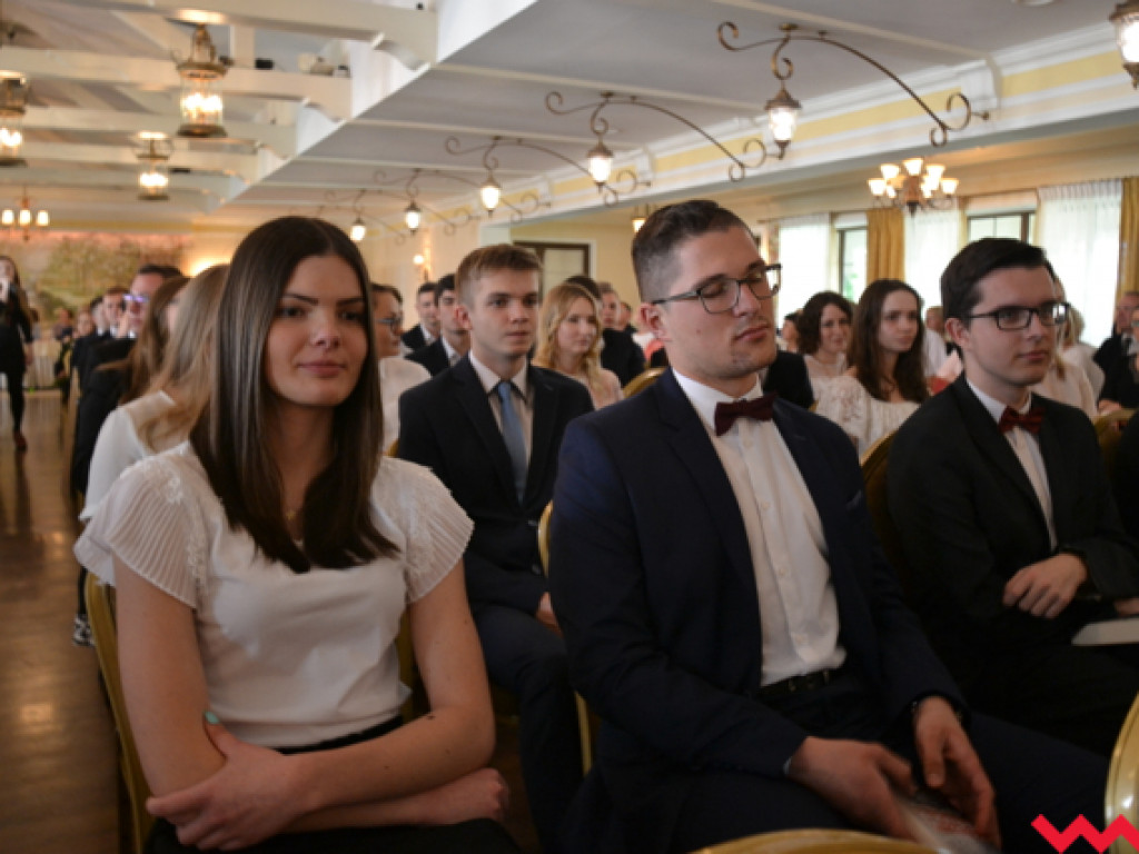 To oni zbudują nam przyszłość. Technicy z ZSP odebrali nagrody i świadectwa