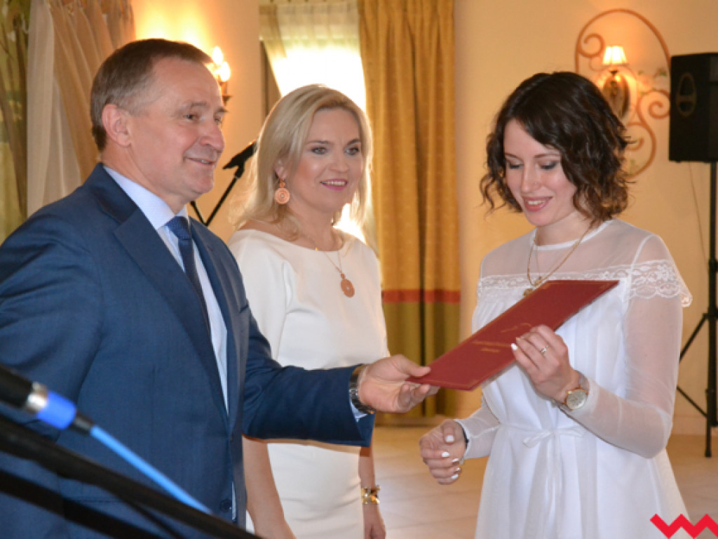 To oni zbudują nam przyszłość. Technicy z ZSP odebrali nagrody i świadectwa