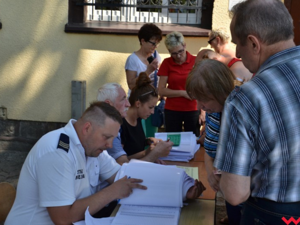 Grochówka i kiełbasa przyciągnęła mieszkańców. Grzybowo wygra po raz czwarty?