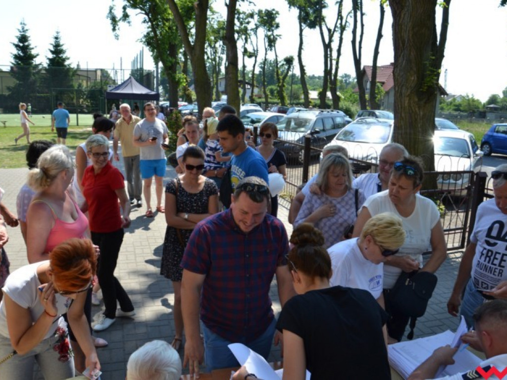 Grochówka i kiełbasa przyciągnęła mieszkańców. Grzybowo wygra po raz czwarty?