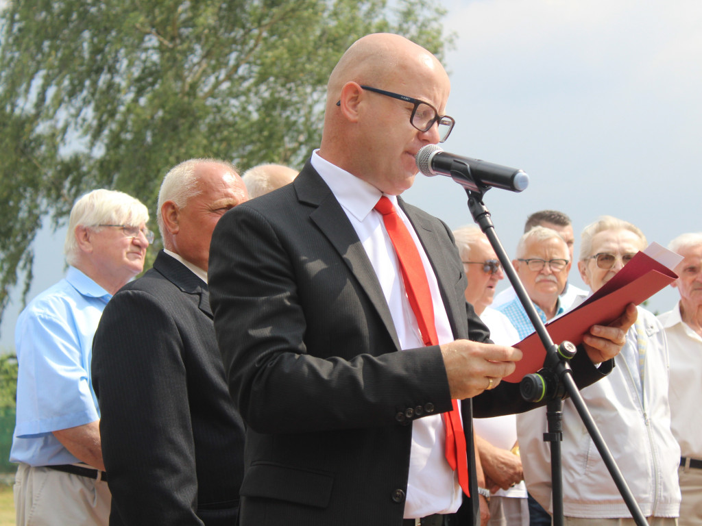 Siedem dekad nekielskiej piłki za nami. Oprócz podziękowań były również odznaczenia i wyróżnienia