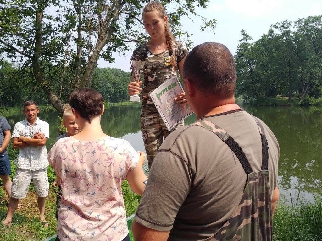 Wędkarska rywalizacja na Dzień Dziecka. Najmłodszy zawodnik miał cztery lata