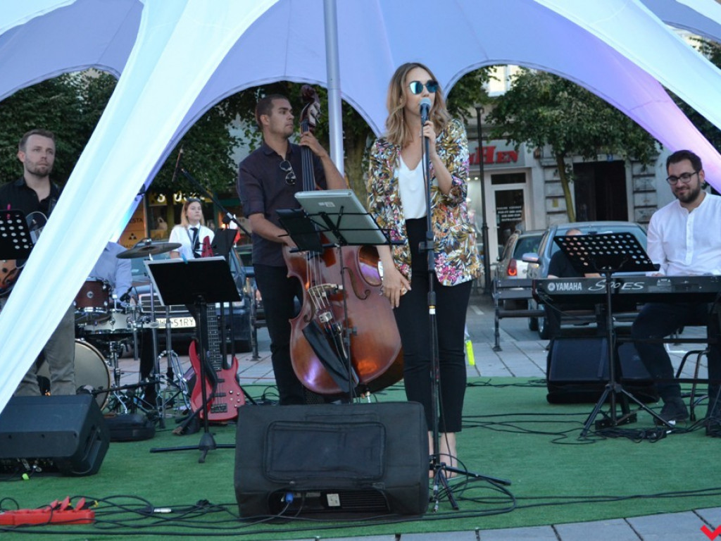 Udana inauguracja jazzowych koncertów na rynku