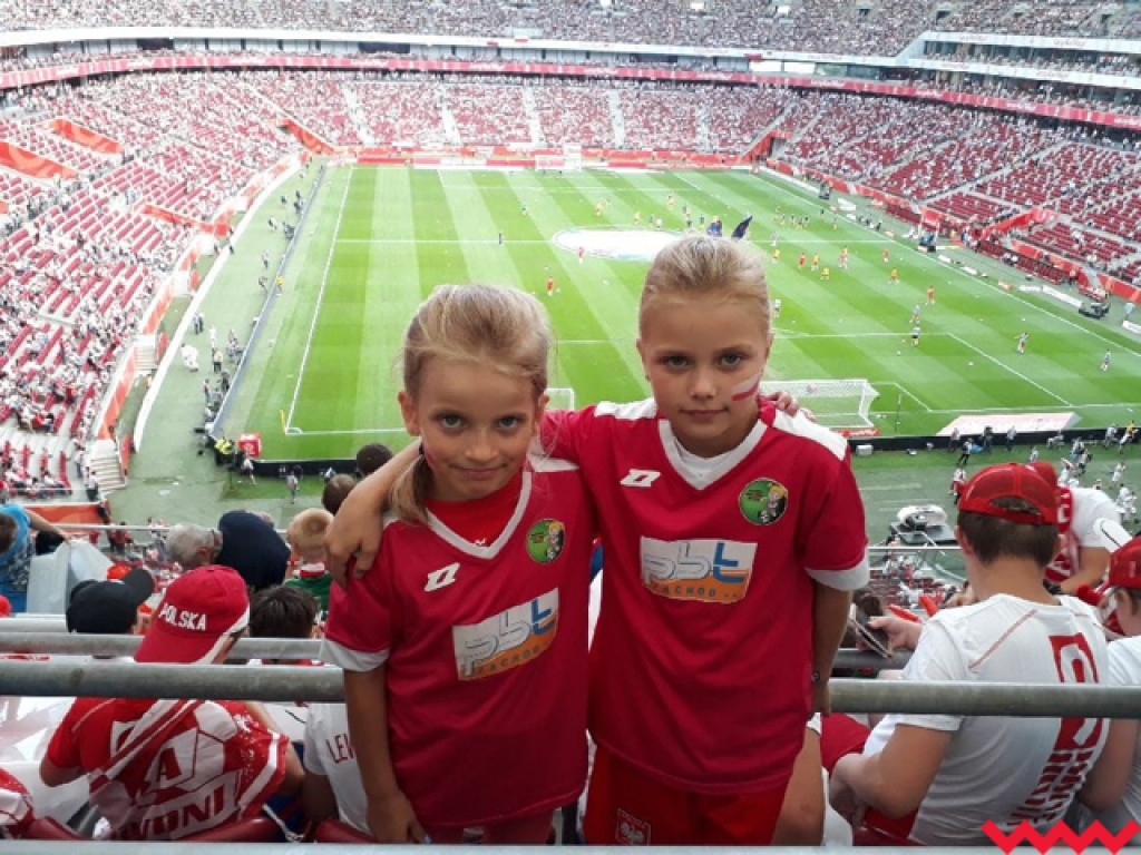 Adepci futbolu z wrzesińskich szkółek byli na meczu Polska-Litwa