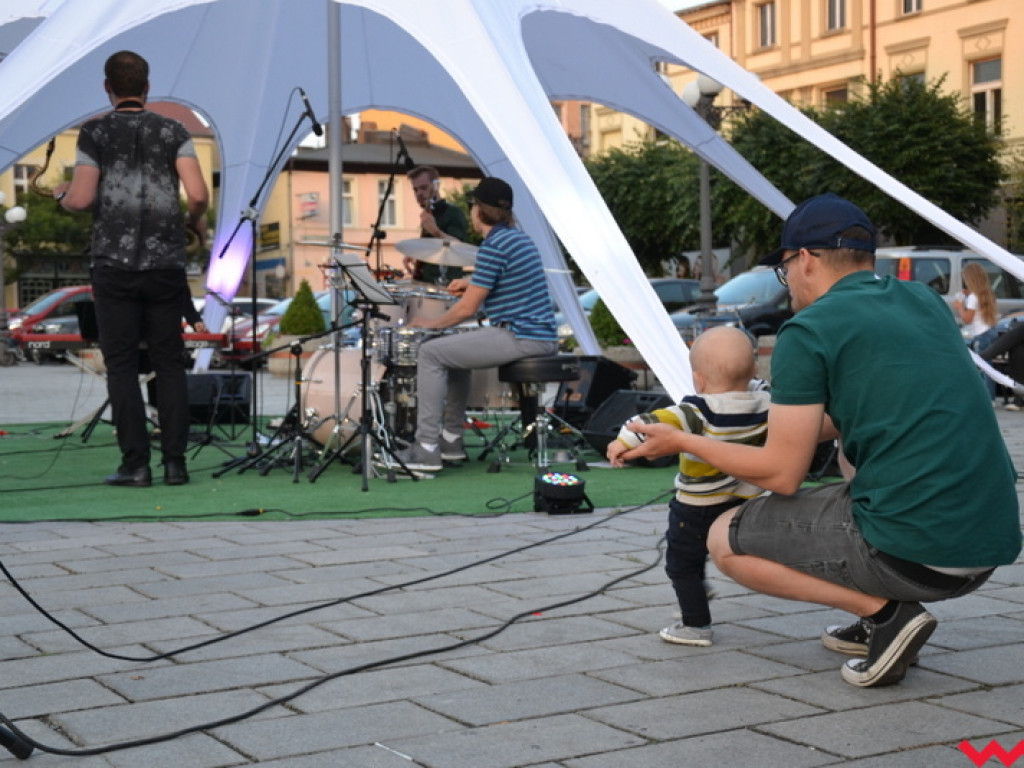 Marek Konarski Funky Night. Jazz zadomowił się na wrzesińskim rynku