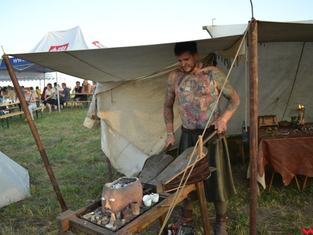 Słowiańska Noc Kupały na łąkach nad Wrześnicą