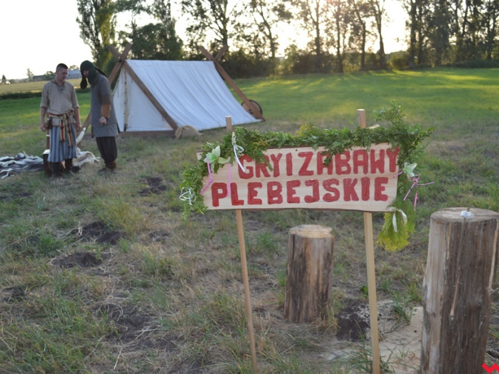 Słowiańska Noc Kupały na łąkach nad Wrześnicą
