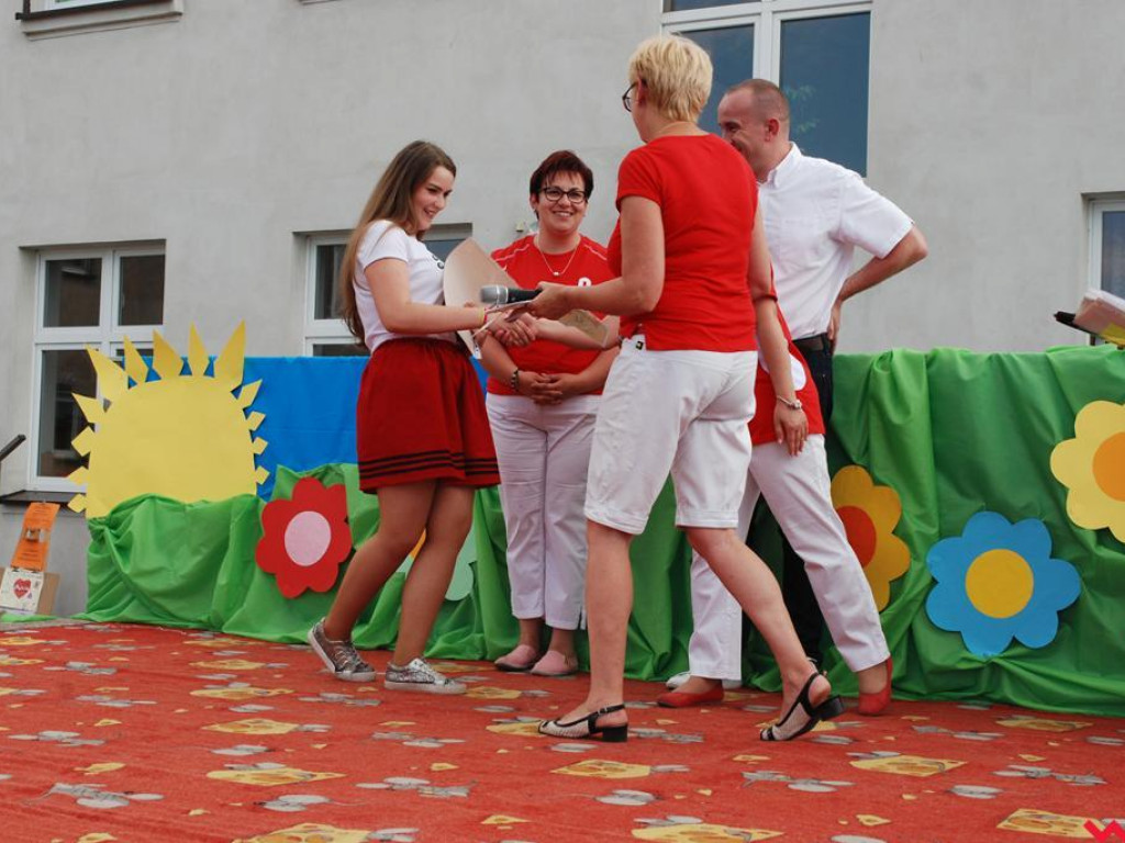 Festyn w Pietrzykowie w barwach biało - czerwonych