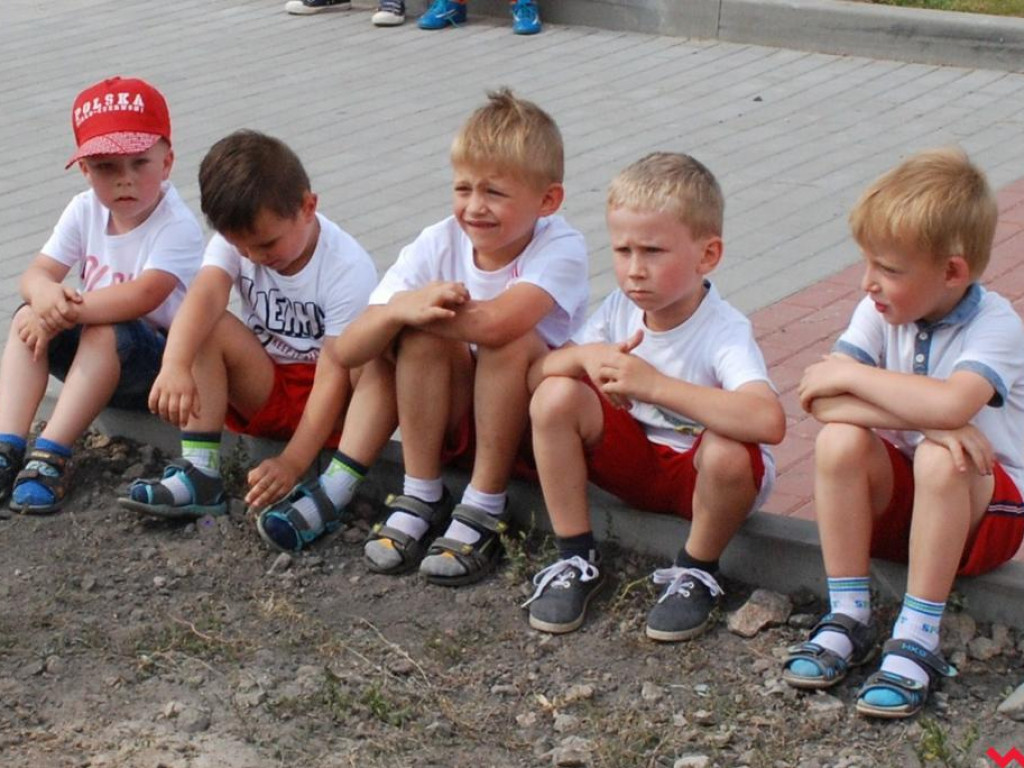 Festyn w Pietrzykowie w barwach biało - czerwonych