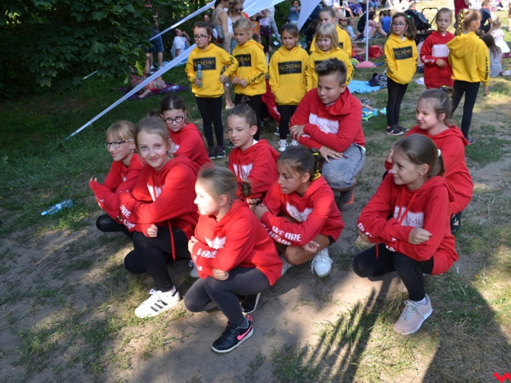 Tłumy na tanecznym pikniku Alchemia Dance Studio
