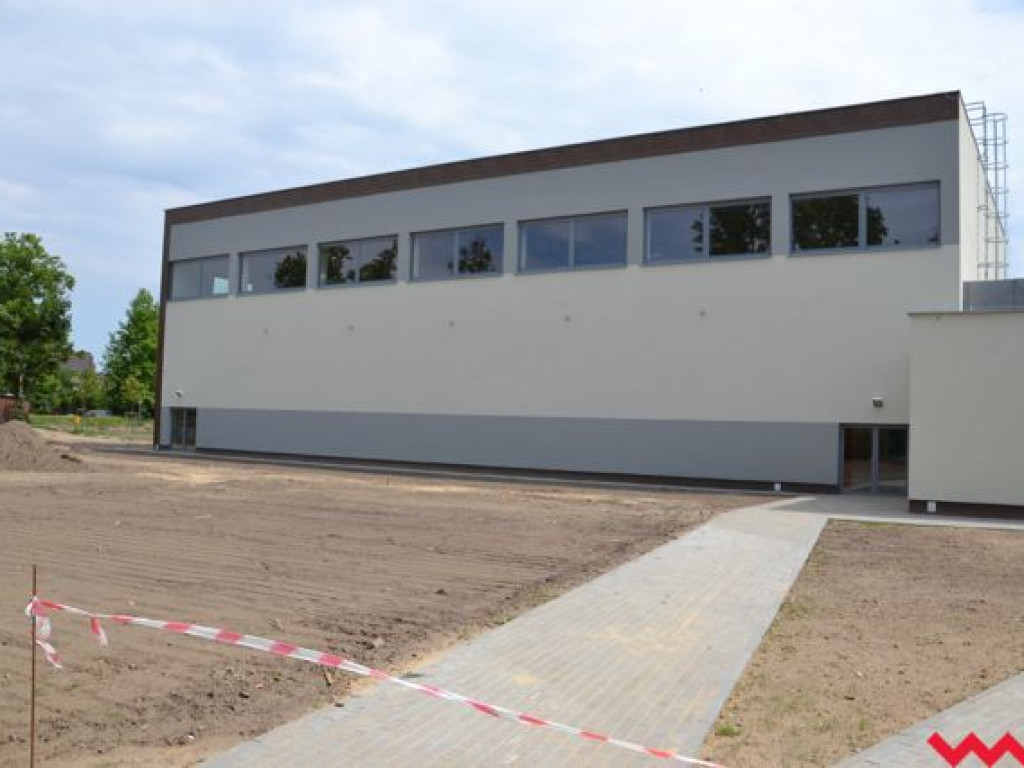 Z nowej sali „dwójki” uczniowie będą korzystać od września. Zobacz jak wygląda w środku