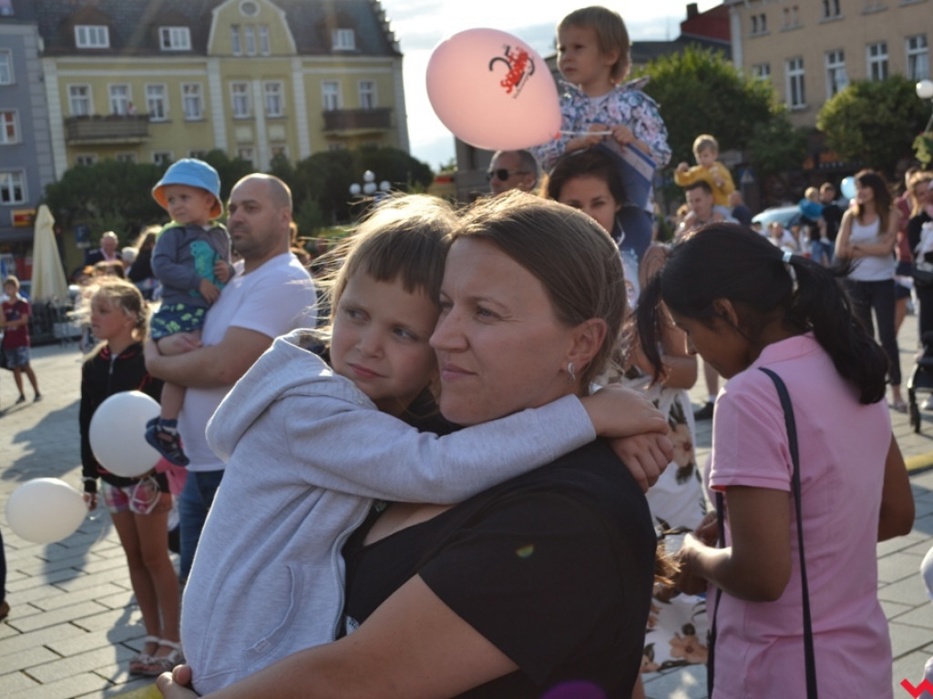 Goście specjalni z Madagaskaru na wrzesińskim rynku